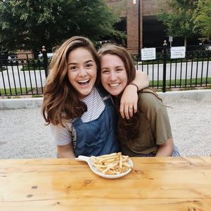 Meet your Posher, Michaela